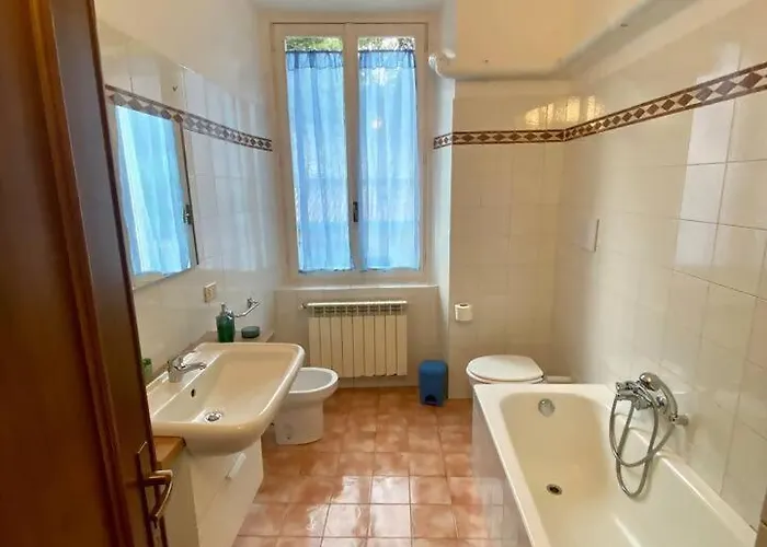 La Piccola Gioia 1 *