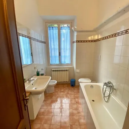 La Piccola Gioia 1 *